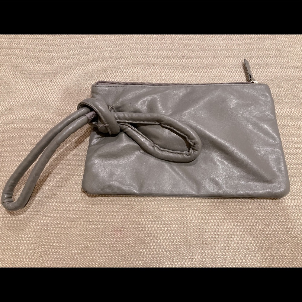 Clutch (gray)